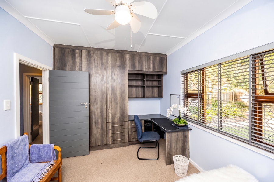 3 Bedroom Property for Sale in Beacon Bay North Eastern Cape